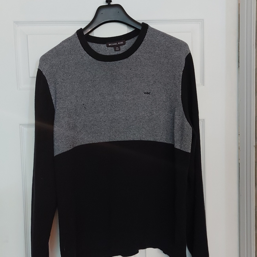 Timeless Casual Michael Kors Knit Pullover Crewneck Sweater Classic Fit